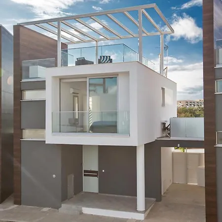 1558 - The Ultimate 5star In With Private Pool And Close To The Villa *