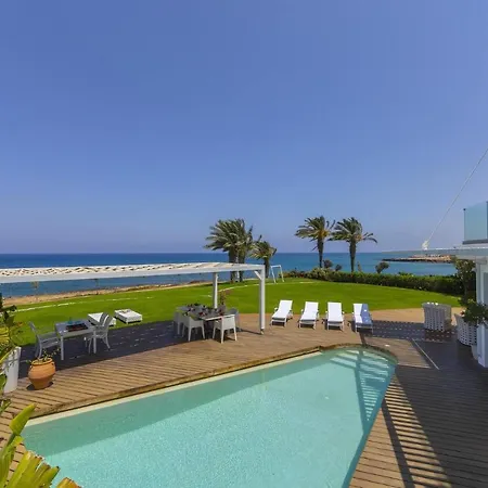 1558 - The Ultimate 5star In With Private Pool And Close To The Villa Protaras
