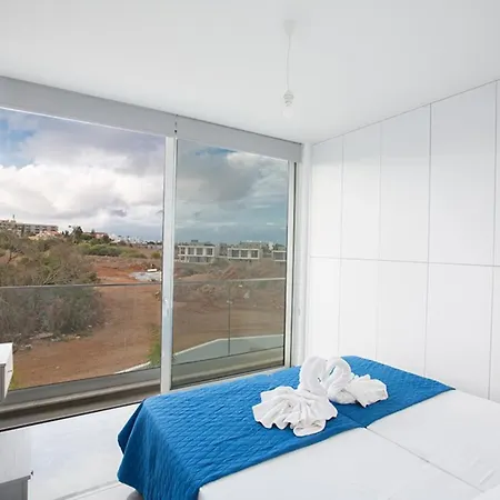 1558 - The Ultimate 5star In With Private Pool And Close To The *