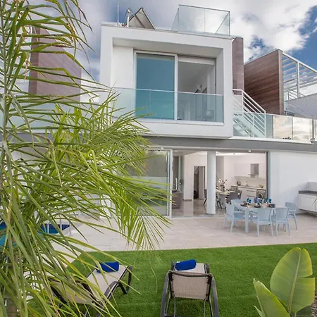 Villa 1558 - The Ultimate 5star In With Private Pool And Close To The Protaras